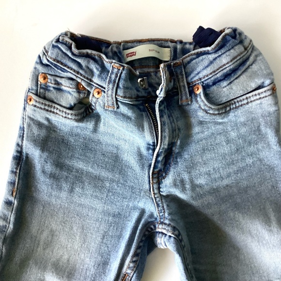 Little boy Levi’s 511 made to play jeans - Picture 3 of 6